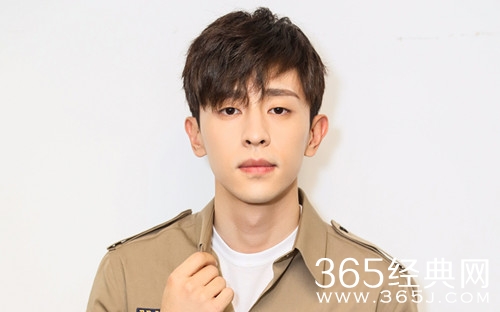 金晨鄧倫最新動態,聚焦二人世界,各方觀點熱議