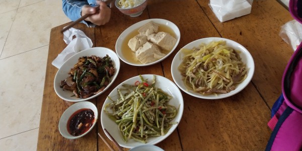 萬家炊上市，機遇與挑戰并存的時刻