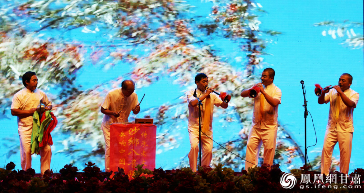 最新嗩吶藝術圖,最新嗩吶藝術圖，小巷深處的音樂畫廊