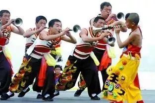 最新嗩吶藝術圖,最新嗩吶藝術圖,小巷深處的音樂畫廊