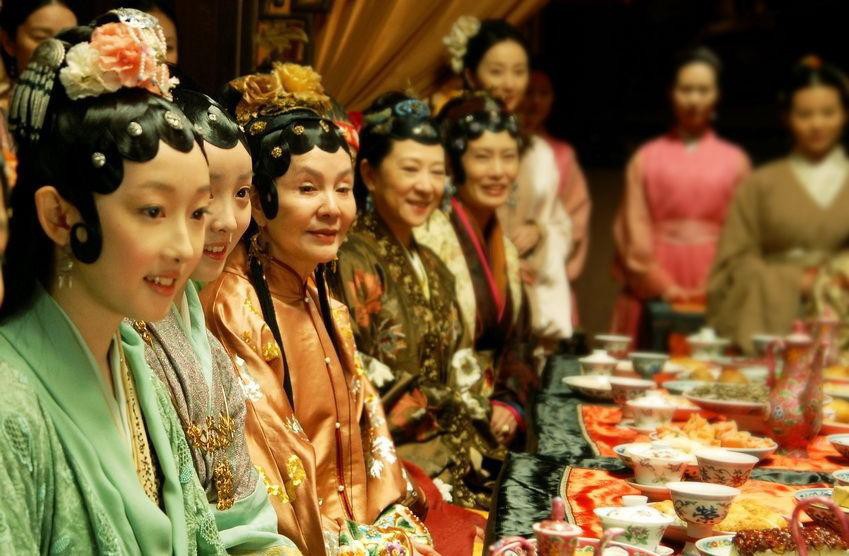 新版紅樓夢演員表,小巷深處的夢幻之旅之旅