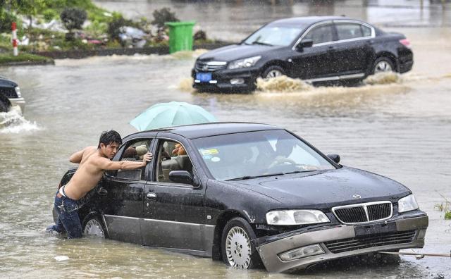 苗柏臺(tái)風(fēng)最新動(dòng)向,力量變化展現(xiàn)自信與成就之路