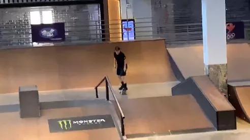 全運會滑板比賽視頻,小巷風云與特色小店的滑板激情之旅