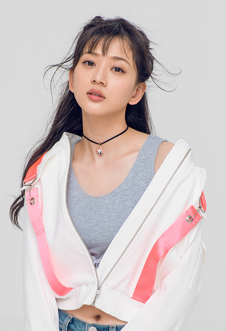 演員白露,演員白露,演藝之路的閃耀之星