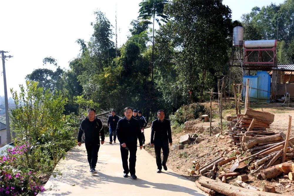 德宏州楊世莊最新消息,德宏州楊世莊最新消息,變化中的力量,學(xué)習(xí)帶來(lái)的自信與成就感