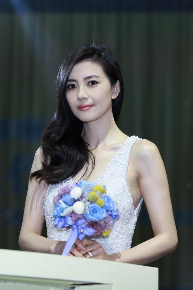 中國中年女演員發(fā)展演藝事業(yè)指南，步驟詳解