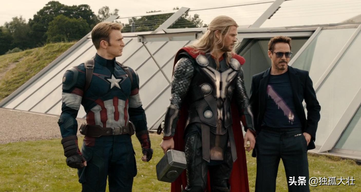 蝙蝠俠最新官方揭秘，日常趣事、情感紐帶全解析