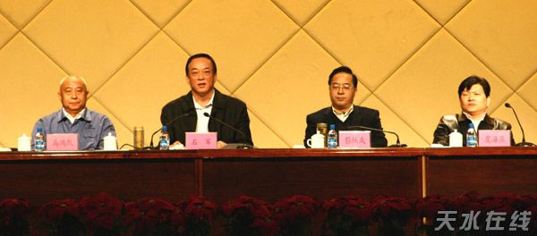 酒鋼馬鴻烈最新動態(tài)揭秘，小巷中的隱藏瑰寶