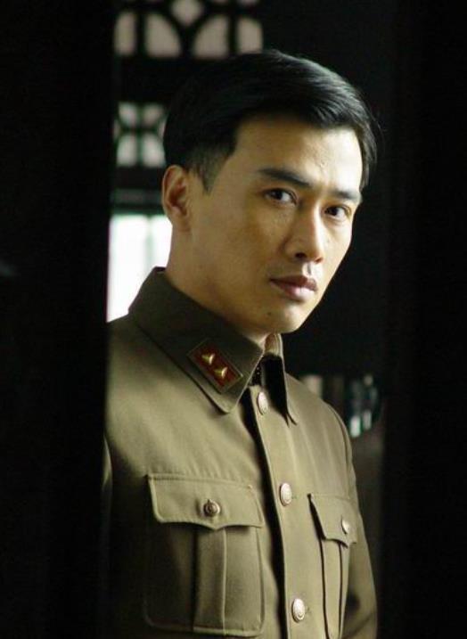 柳云龍主演的諜戰(zhàn)片電視劇大全集,??柳云龍主演的諜戰(zhàn)片電視劇大全集,帶你穿越風云歲月!