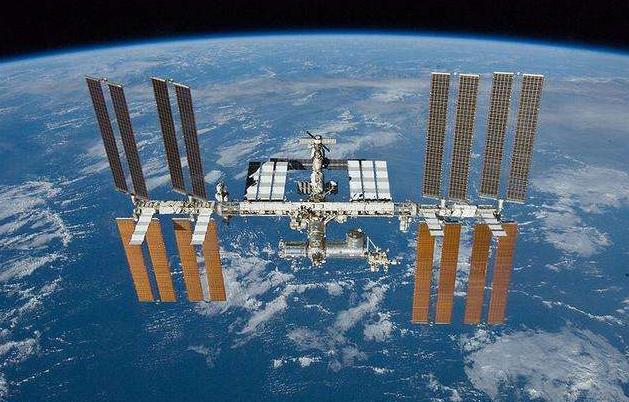 地球與月球的運行狀態簡介