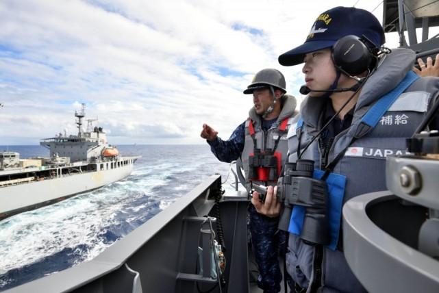 最新軍演報道,小巷深處的軍事迷樂園與特色小店的獨特魅力