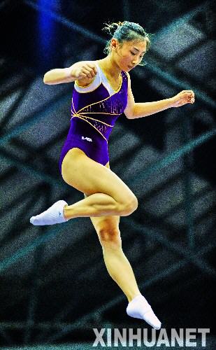 技藝與美感的完美結(jié)合,女子蹦床比賽風(fēng)采展示