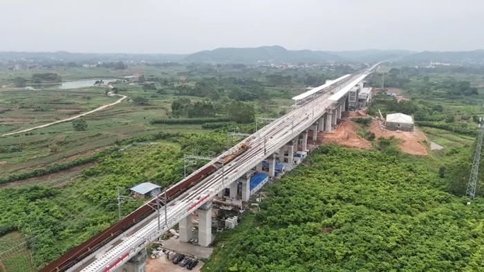 南廣高鐵最新動(dòng)態(tài),時(shí)代速度與激情的交匯點(diǎn)