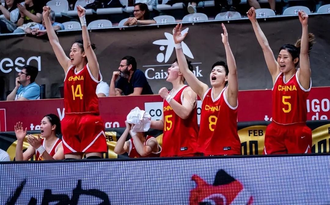 最新發(fā)型顏色趨勢(shì)，變化之美，自信閃耀