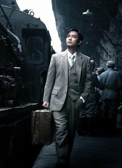 重慶諜戰電視劇,重慶諜戰電視劇，迷霧中的英雄傳奇