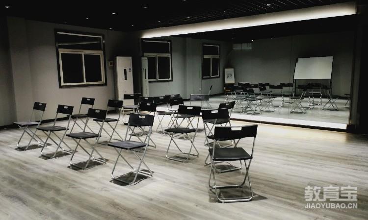 影視演員培訓學校，自然美景治愈之旅的探索之旅