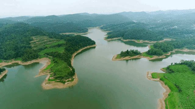 方集鎮白果水庫動態,發展與保護的平衡之道