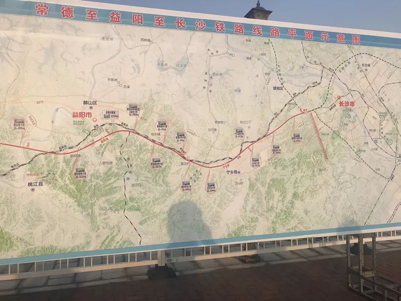 長益常高鐵最新動態，探尋小巷中的獨特風味美食之旅