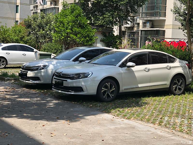 17款C5最新資訊,重磅更新揭秘雪鐵龍全新C5系列，共攬十七款最新資訊！??