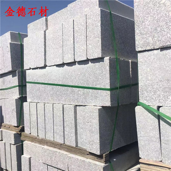 科技新品花崗石路緣石,精工細作重塑自然之美,價格概覽