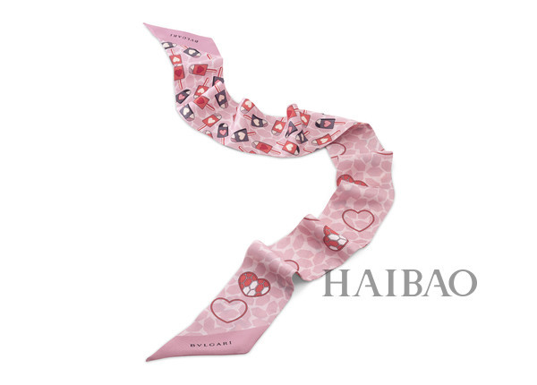 寶格麗圍巾價(jià)格與圖片,自然美景中的旅行探索風(fēng)尚