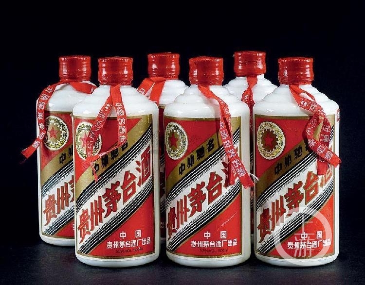 茅臺(tái)酒圖片價(jià)格揭秘，歷史影響、地位及獨(dú)特?cái)⑹? width=