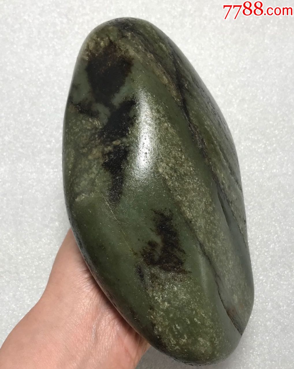 沙棗青籽料,特征揭秘、價(jià)格洞悉與家的溫馨體驗(yàn)