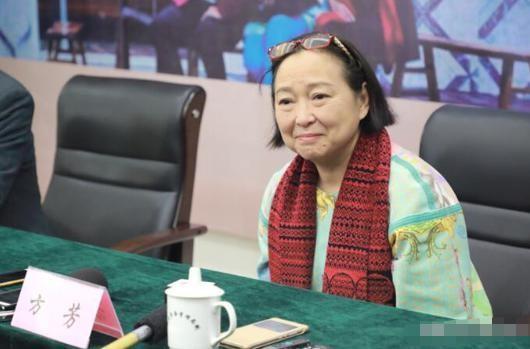 方芳演員的日常,愛與陪伴的溫馨時光