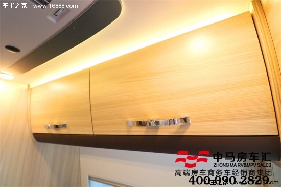 電視機頂,電視機頂，從屏幕邊緣到人生的舞臺，自信與成就感的崛起