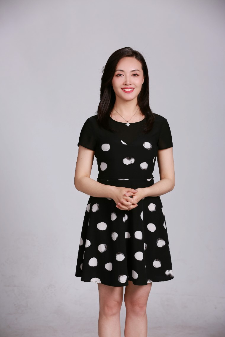 周穎演員，星光璀璨，時代之光閃耀熒屏