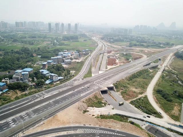 柳江大道最新動態(tài),柳江大道最新動態(tài),建設(shè)進(jìn)展、未來規(guī)劃與案例分析