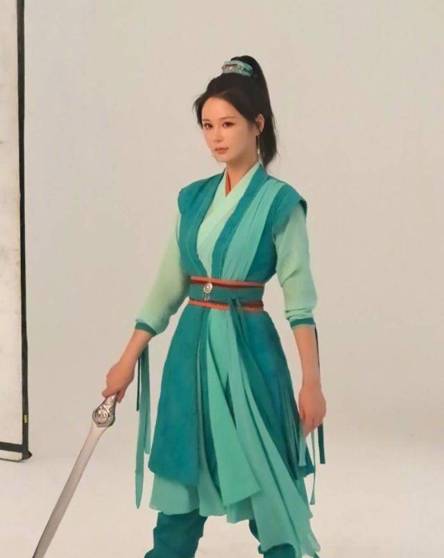 云芊芊演員,科技演繹未來生活新篇章,展現璀璨演技風采