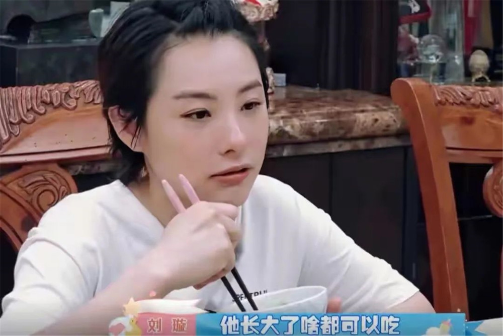 明星育兒,??明星育兒,揭秘星爸星媽們的育兒秘籍??