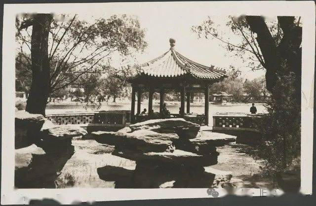 中南海勝跡價(jià)格的歷史回顧與時(shí)代地位，深度解析中南海勝跡價(jià)值及影響。