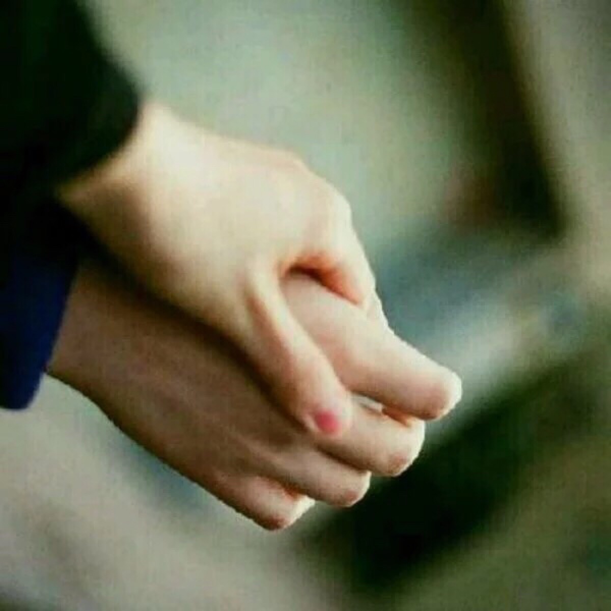 最新情侶頭像牽手,走向未來的自信與成就感之路