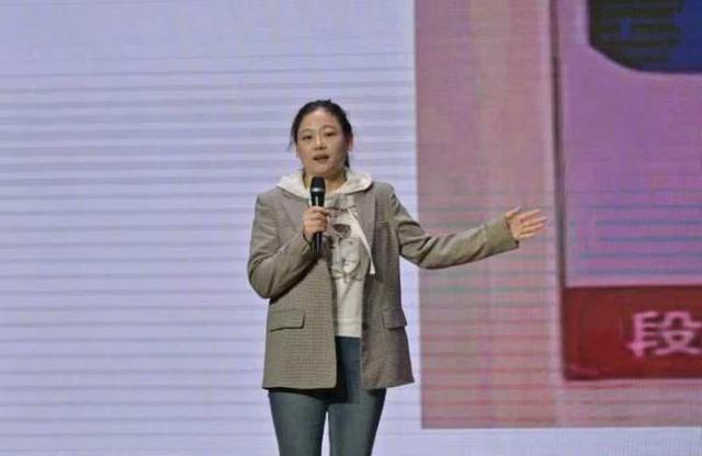 電視臺記者，捕捉生活瞬間，傳遞真實力量