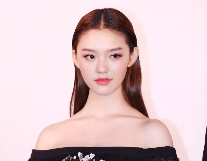 明星皮膚好,心靈與自然的美麗之旅探索