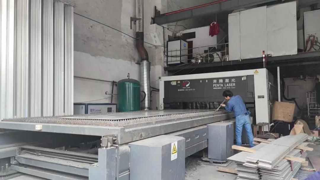 激光切割機，觸摸未來的精工利器，價格與體驗全解析