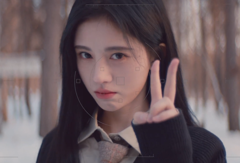 姓鞠的明星，變化的力量與自信的光芒閃耀娛樂圈