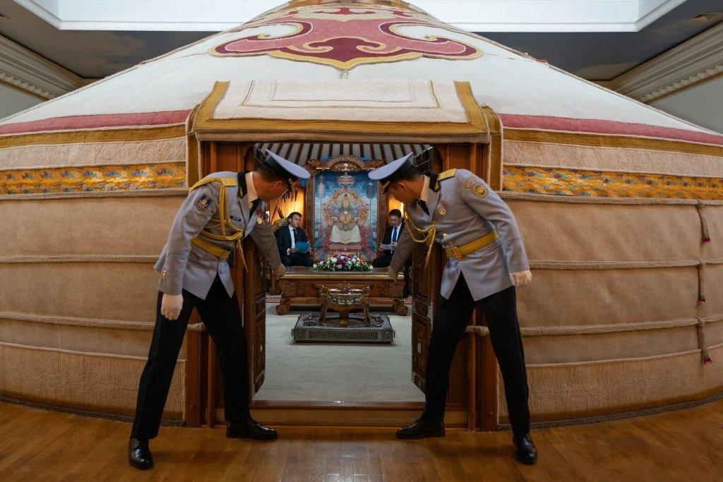 蒙古服飾比賽,傳統與現代的華麗交融