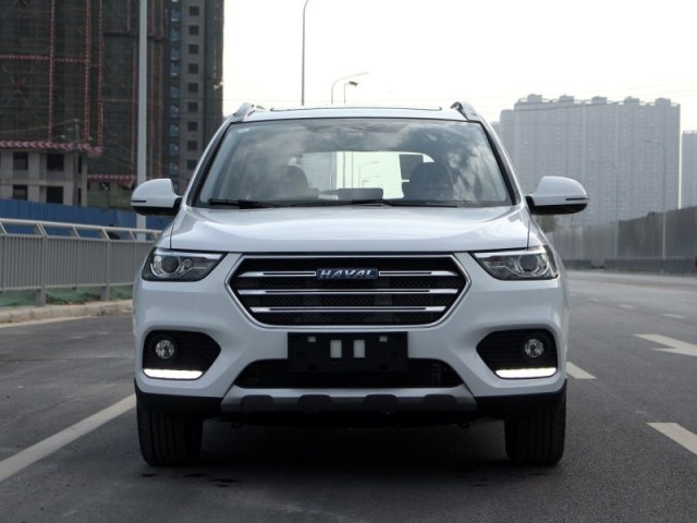 哈弗H6最新款，遠(yuǎn)離塵囂的旅行伙伴，探索自然美景及報價大全
