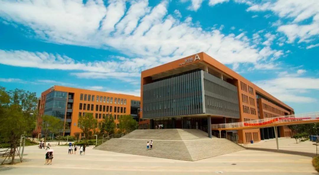 鳳凰傳媒股票行情，逆風翱翔，股海航程成就夢想之旅