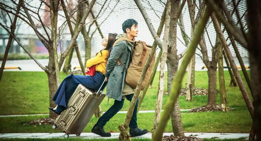 與大鵬同行的女演員,變化、自信與成就的力量展現(xiàn)