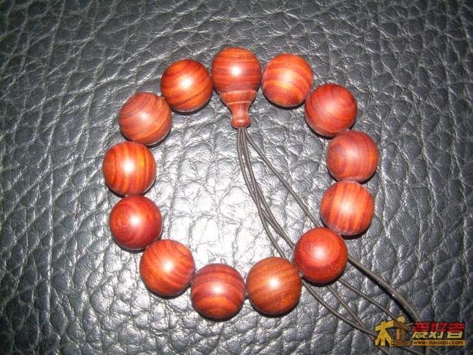 紅檀地板價格，探尋自然美景與內心寧靜之旅