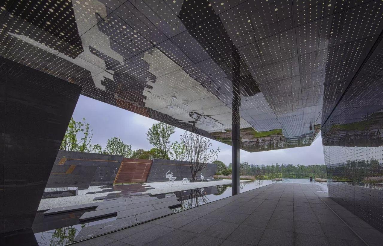 龍湖一號公館最新動態更新,最新進展與資訊速遞