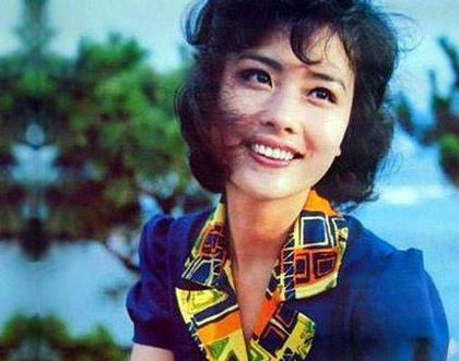 50后明星引領科技潮流,前沿高科技產品的體驗之旅