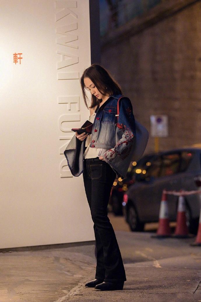 現(xiàn)象級產(chǎn)品誕生與影響,最新爆款引領(lǐng)潮流