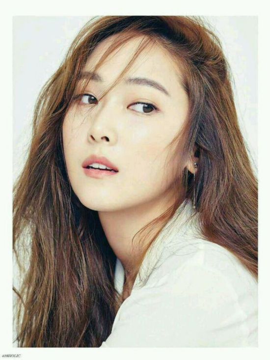 韓國女明星顏值重塑美麗新風尚,科技與顏值的完美融合!