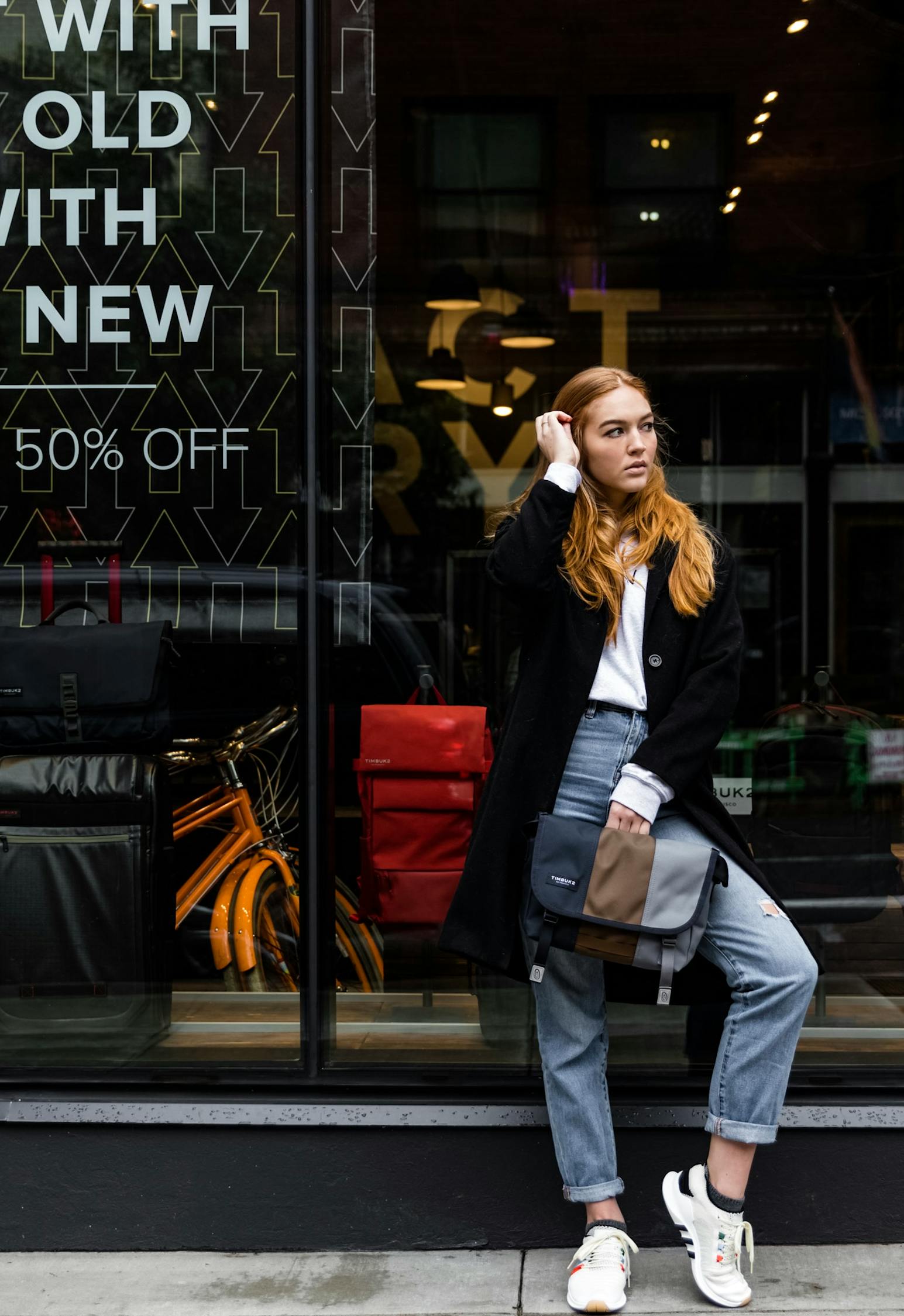 時尚潮流新品，引領風尚，必備之選