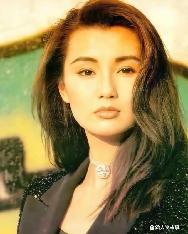 港澳女明星的獨特小巷之旅，繁華背后的隱秘小店揭秘